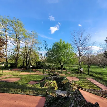 De L'oasienne Lissac et Mouret